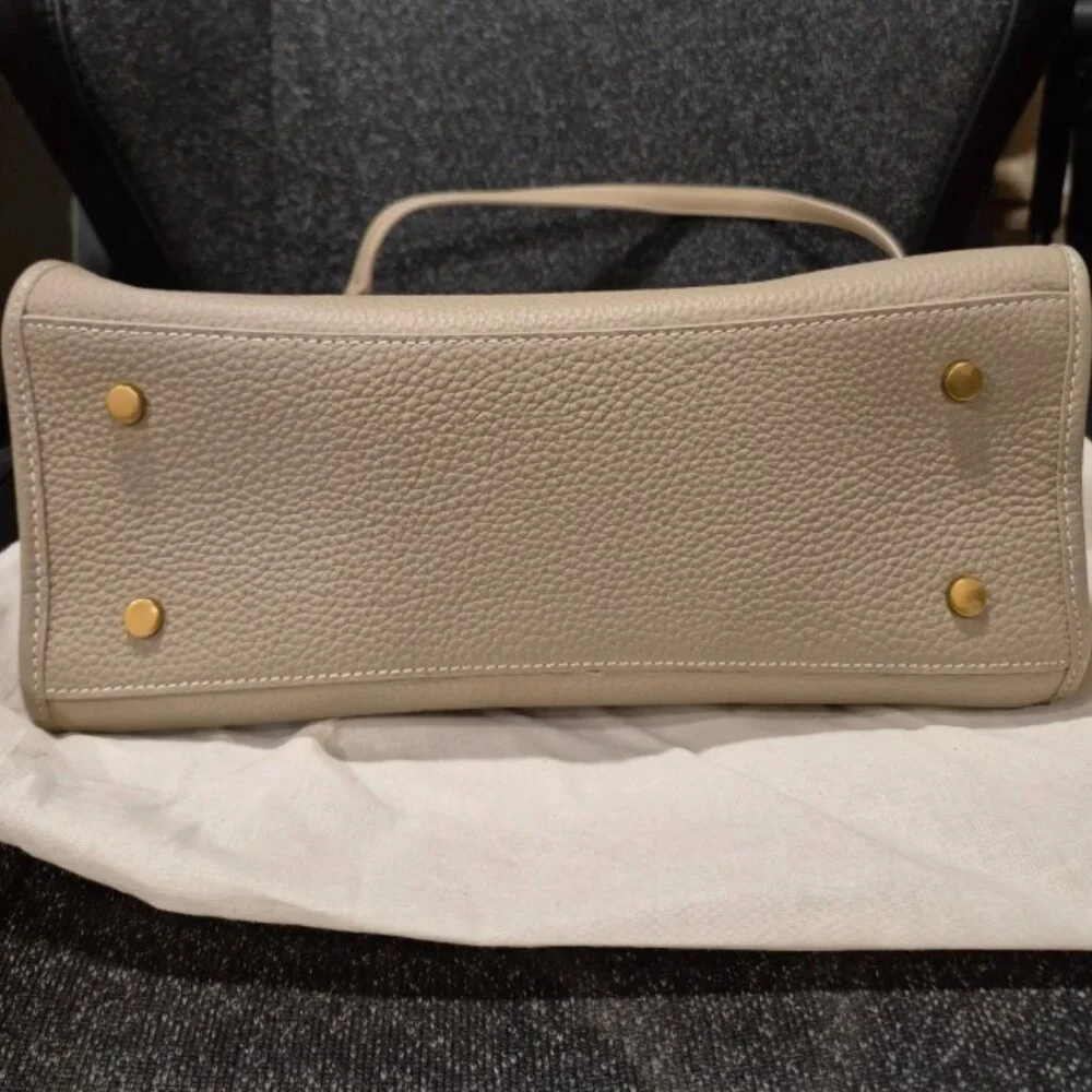 New QUINCE Italian Leather Medium Convertible Satchel Taupe 3way bag - Picture 16 of 16
